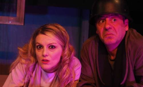 Anadolu Üniversitesi'nde “İki Kişilik Hezeyan” tiyatroseverlerle buluştu