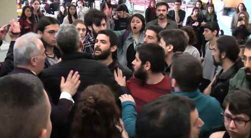 Anadolu Üniversitesi'nde referandum gerginliği