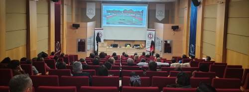 Anadolu Üniversitesi'nde sporculara hem pratik hem teorik eğitim