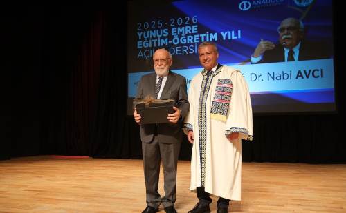 Anadolu Üniversitesi'nden çağın gereksinimlerine göre 15 yeni bölüm!