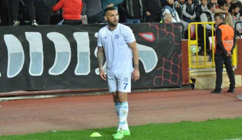 Anadolu Üniversitesi’nin başarılı oyuncusu Umut'tan büyük çaba!