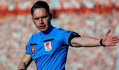 Anadolu Üniversitesi’nin maçını Burak Olcar yönetti