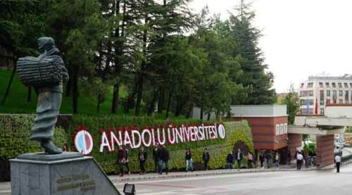 Anadolu Üniversitesi'nin mağdur işçileri
