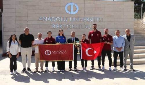 Anadolu Üniversitesi'nin takımı, Avrupa'nın en iyisi oldu