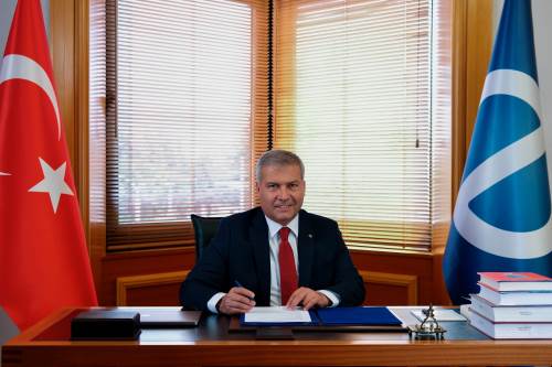 Anadolu Üniversitesi Rektörü'nden kapatılan bölümlere ilişkin önemli açıklama