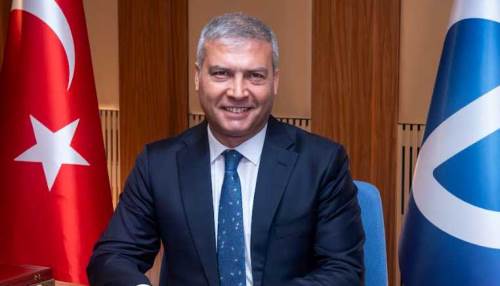 Anadolu Üniversitesi Rektörü'nden yeni öğrencilere hoş geldin mesajı