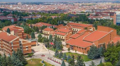 Anadolu Üniversitesi Yunus Emre Kampüsü ile ödülü kaptı!