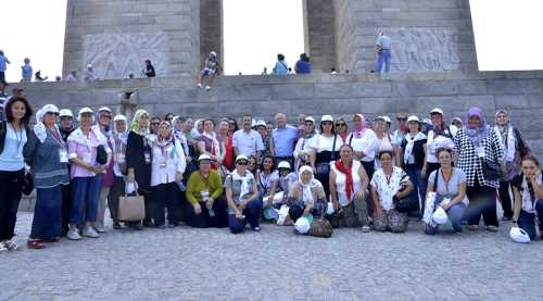 Anafartalar'a 10 otobüsle gittiler