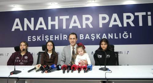 Anahtar Parti’den 23 Nisan mesajı: “Çocuklarımıza güvenli gelecek şart”
