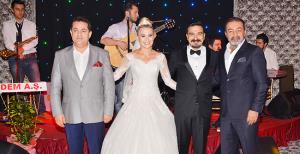 Angün dünya evine girdi