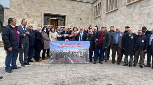 Ankara'da Eskişehir'in "ölüm yolu" isyanı!