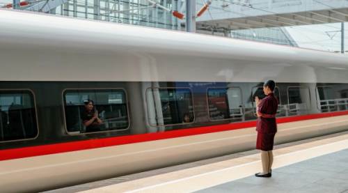 Ankara Sivas hızlı tren kaç saat sürüyor?