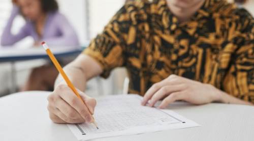 AÖF sınavı ne zaman, saat kaçta? Sınav kaç dakika, kaç soru? (2026 AÖF sınav bilgisi)