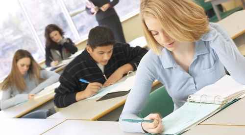 AÖF sınavları ertelendi