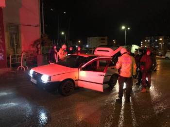 Araba Egzozundan Çıkan Ses Silaha Benzetilince Polis Alarma Geçti
