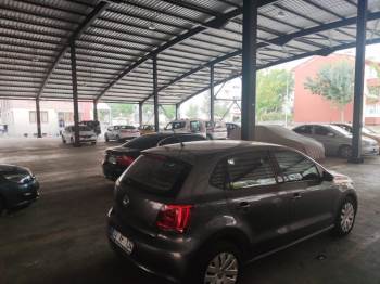 Araç Sahipleri Dolu Önlemini Kapalı Pazar Yerlerine Sığınarak Aldı
