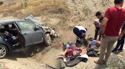 Araç takla attı, 2 kişi yaralandı!