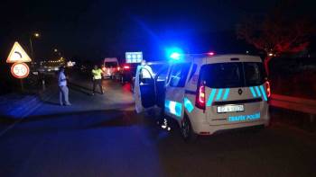Aracına Çarpıp Kaçan Ehliyetsiz Ve Alkollü Sürücüyü 500 Metre Takip Edip Yakaladı