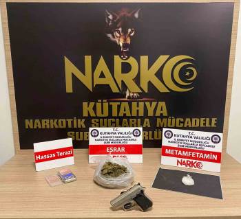 Araçta Silah Ve Uyuşturucu İle Yakalanan 2 Şüpheli Tutuklandı
