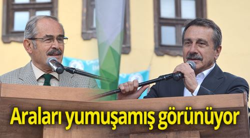 Araları yumuşamış gibi görünüyor