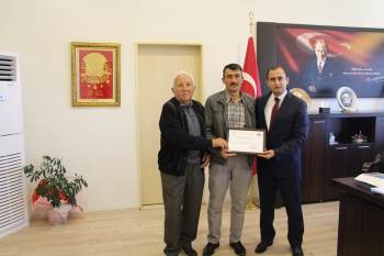 Aralarında Para Toplayıp Cenaze Yıkama Aracı Aldılar
