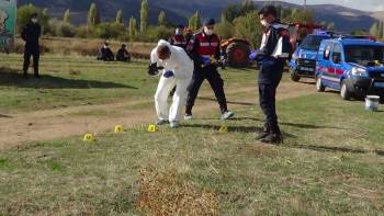 Arazi Kavgasında Kurşun Yağdırdı, Baba Ve Oğlu Hayatını Kaybetti
