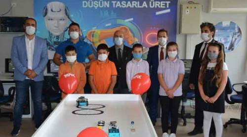 Arif Nihat Asya Ortaokulu Bilişim ve Robotik Kodlama Sınıfı törenle açıldı
