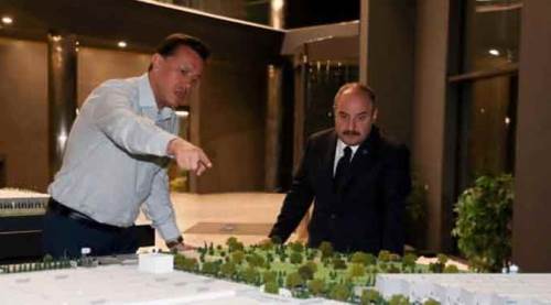 Artık gözünü Büyükerşen'in koltuğuna dikti