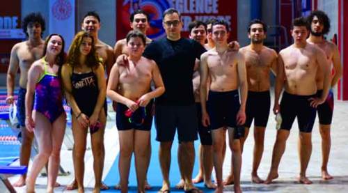 Asıl mesleğini öğrenen şaşırıyor 