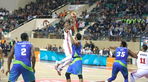 Asist kralı Rowland