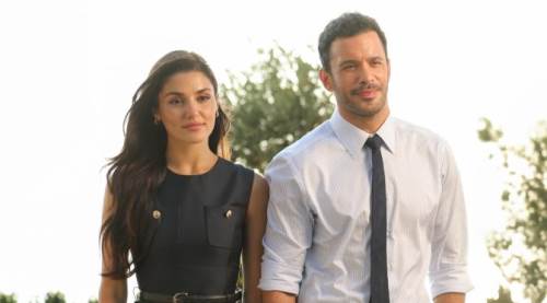 Aşk ve Gözyaşı ne zaman başlıyor, bu hafta mı? Barış Arduç ve Hande Erçel'in dizisi hangi gün?