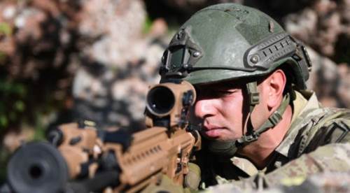 Askerlik uzayacak mı? Flaş açıklama!