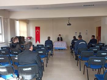 Aslanapa,’Da ‘Kadına Yönelik Şiddetle Mücadele’ Toplantısı
