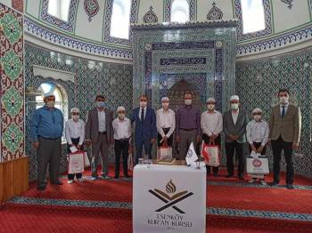 Aslanapa’Da Kur’An-I Kerim’İ Güzel Okuma Yarışması
