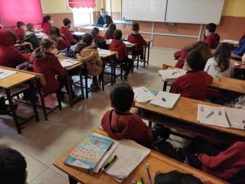 Aslanapa Müftülüğü’Nden Öğrencilerle Sohbet Programı
