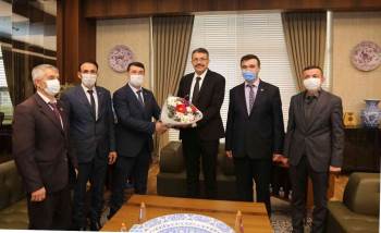 Aslanapa Muhtarlar Derneği Kuruldu
