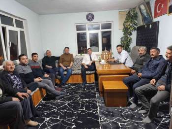 Aslanapa’Nın Çamdibi Köyünde Çiftçileri Bilgilendirildi
