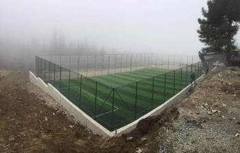 Aslanapa’Ya 6 Köyün Yararlanacağı Sentetik Halı Saha
