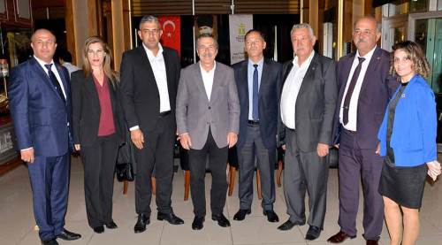 Ataç Kıbrıslı muhtarlarla buluştu
