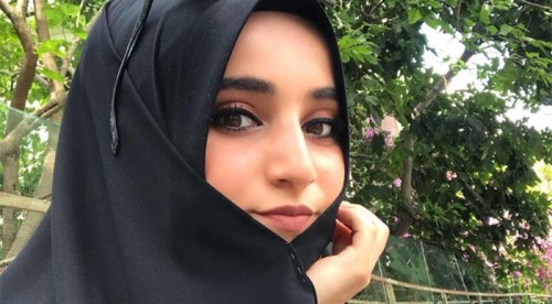 Atatürk'e hakarete yakalama kararı