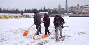 Atatürk Stadı'nda hazırlık