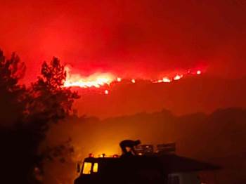 Ateş Kahramanları Canla Başla Mücadele Veriyor
