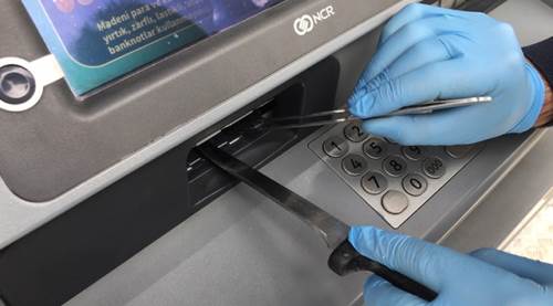 ATM dolandırıcısından akıllara durgunluk veren taktik