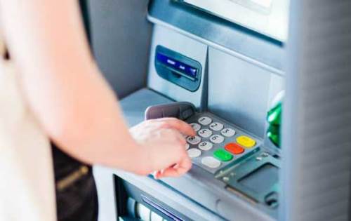 ATM'lerden para çekmek artık zorlaşıyor: Yüzünüzü tanımazsa...