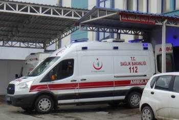 Atv’Nin Devrilmesi İle Altında Kalan Sürücü Ağır Yaralandı
