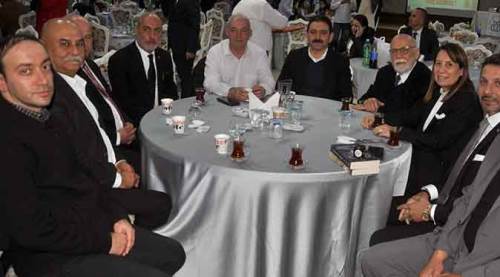 Avcı'yı kapının önüne koydular