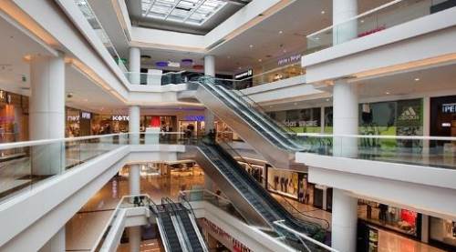 AVM’ye Giriş Ücretli mi Oldu? Resmi Açıklama Geldi, Gerçek Ortaya Çıktı!