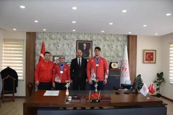 Avrupa Şampiyonları İle Bir Araya Geldi
