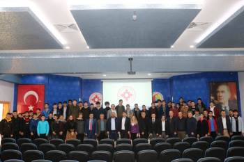 Avrupa Ülkelerine Gidecek Öğretmen Ve Öğrencilere Kurum Tanıtımları Yapıldı
