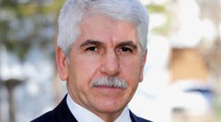 Ayakkabı boyamış bir adamım 